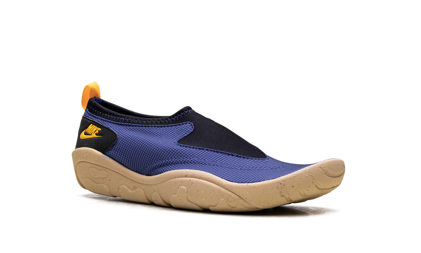 Aqua Turf "Deep Night Laser Orange Gum"