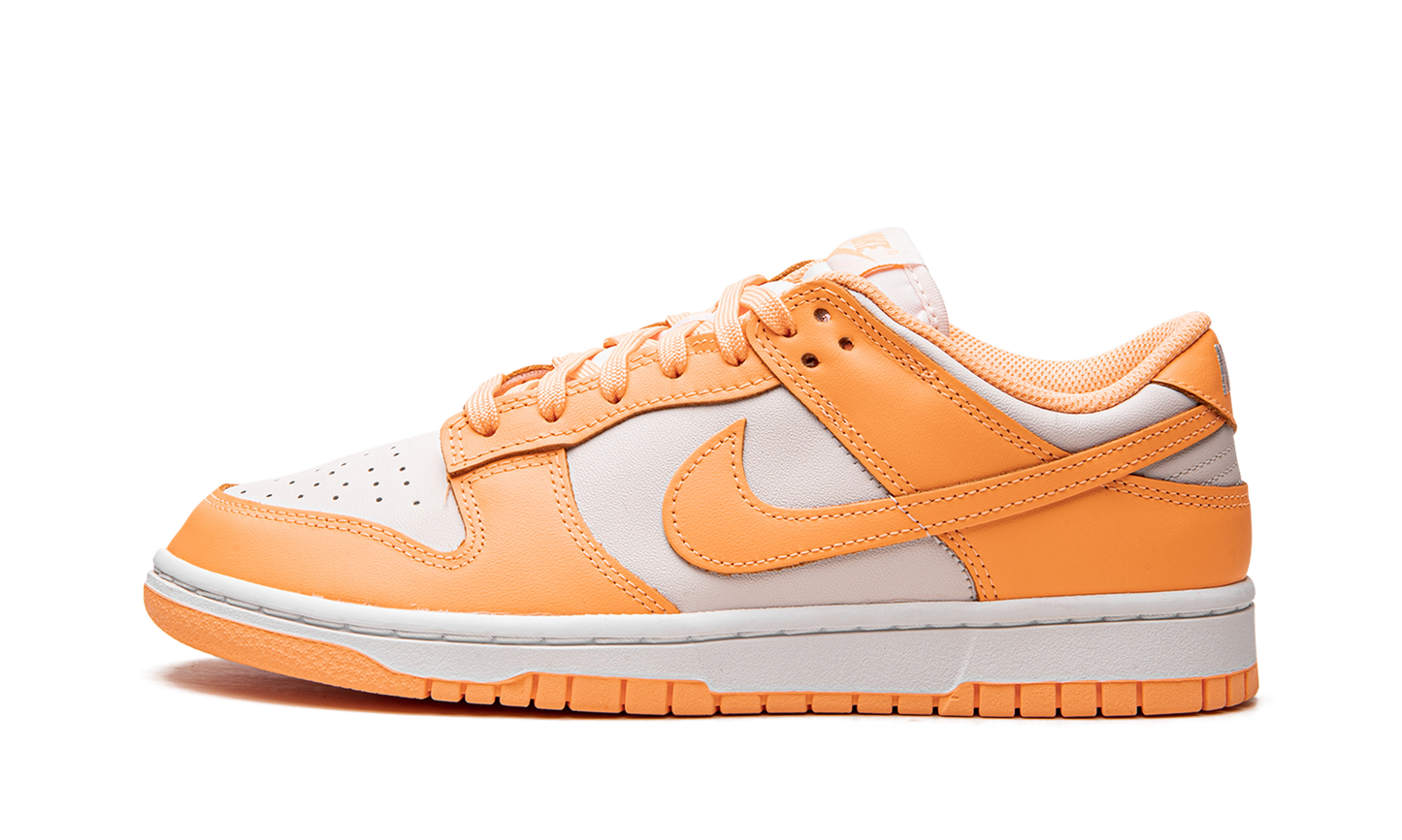 DUNK LO MNS WMNS "Peach Cream"