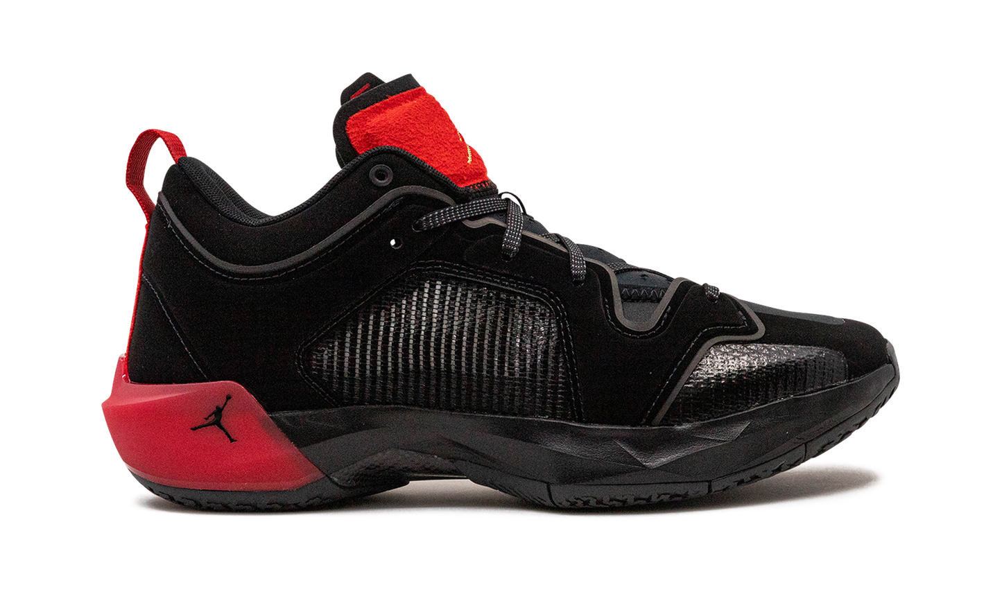 Air Jordan 37 Low "Bred"