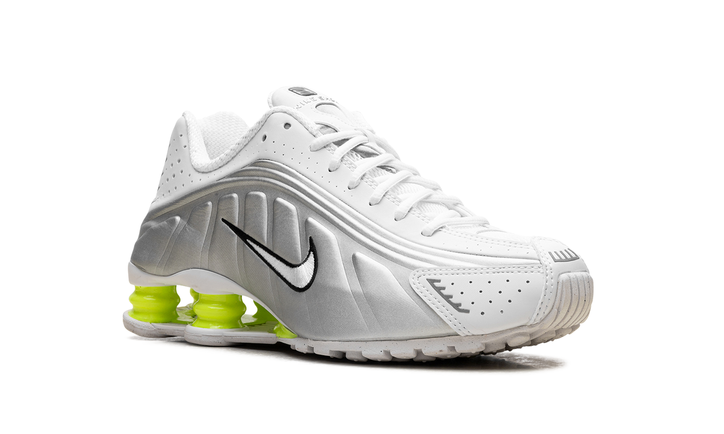 Shox R4 WMNS "White Metallic Silver Volt"