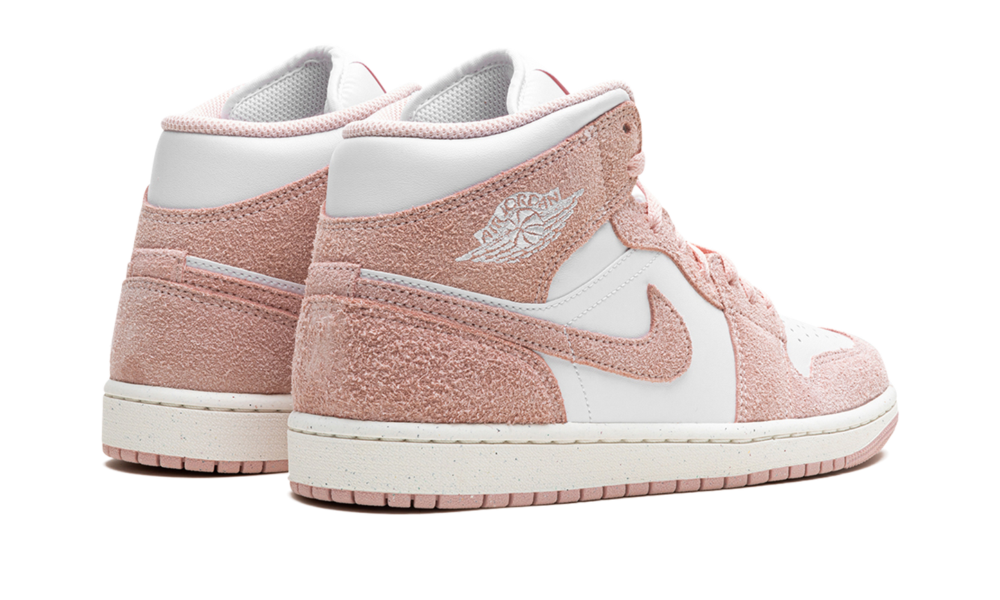 Air Jordan 1 Mid "Legend Pink"