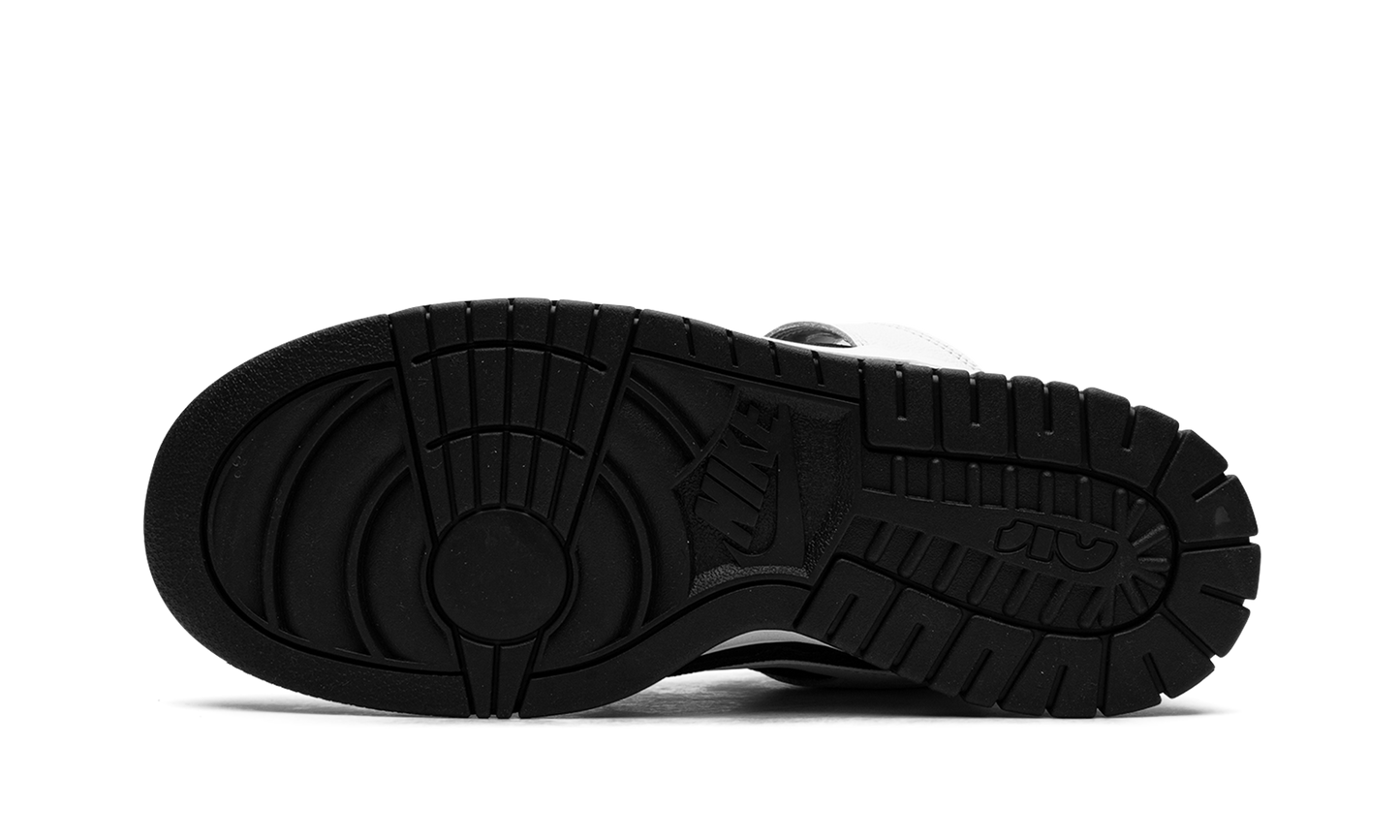 Nike Dunk Low Remastered "Reverse Panda"