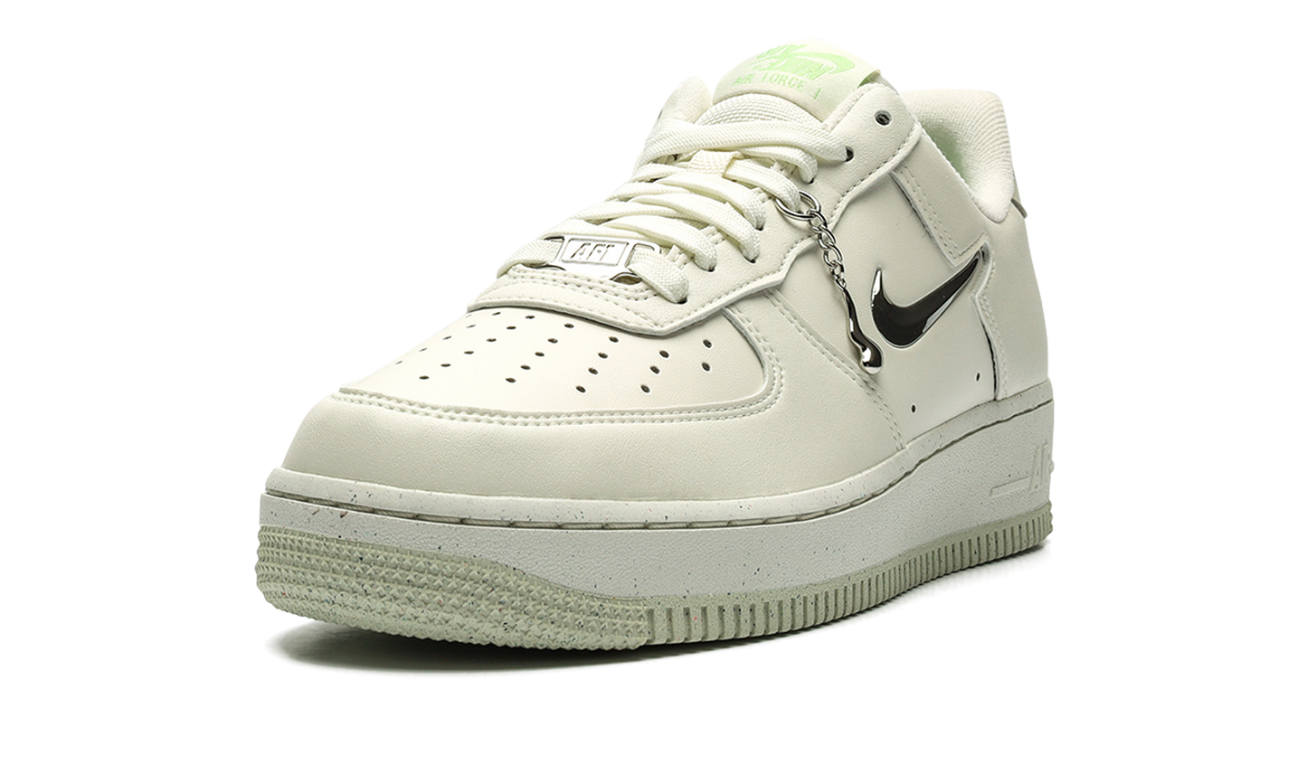 Air Force 1 '07 Next Nature SE WMNS "Liquid Metal"