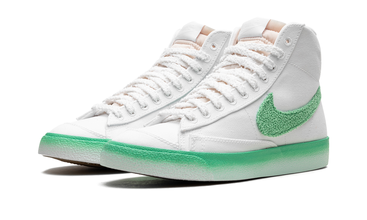 BLAZER MID '77 WMNS "Green Fade"