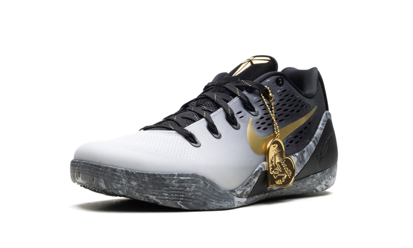 Kobe 9 Elite Low EM Protro "Mambacita"