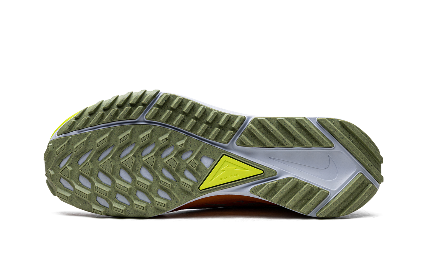 React Pegasus Trail 4 "Cobblestone"