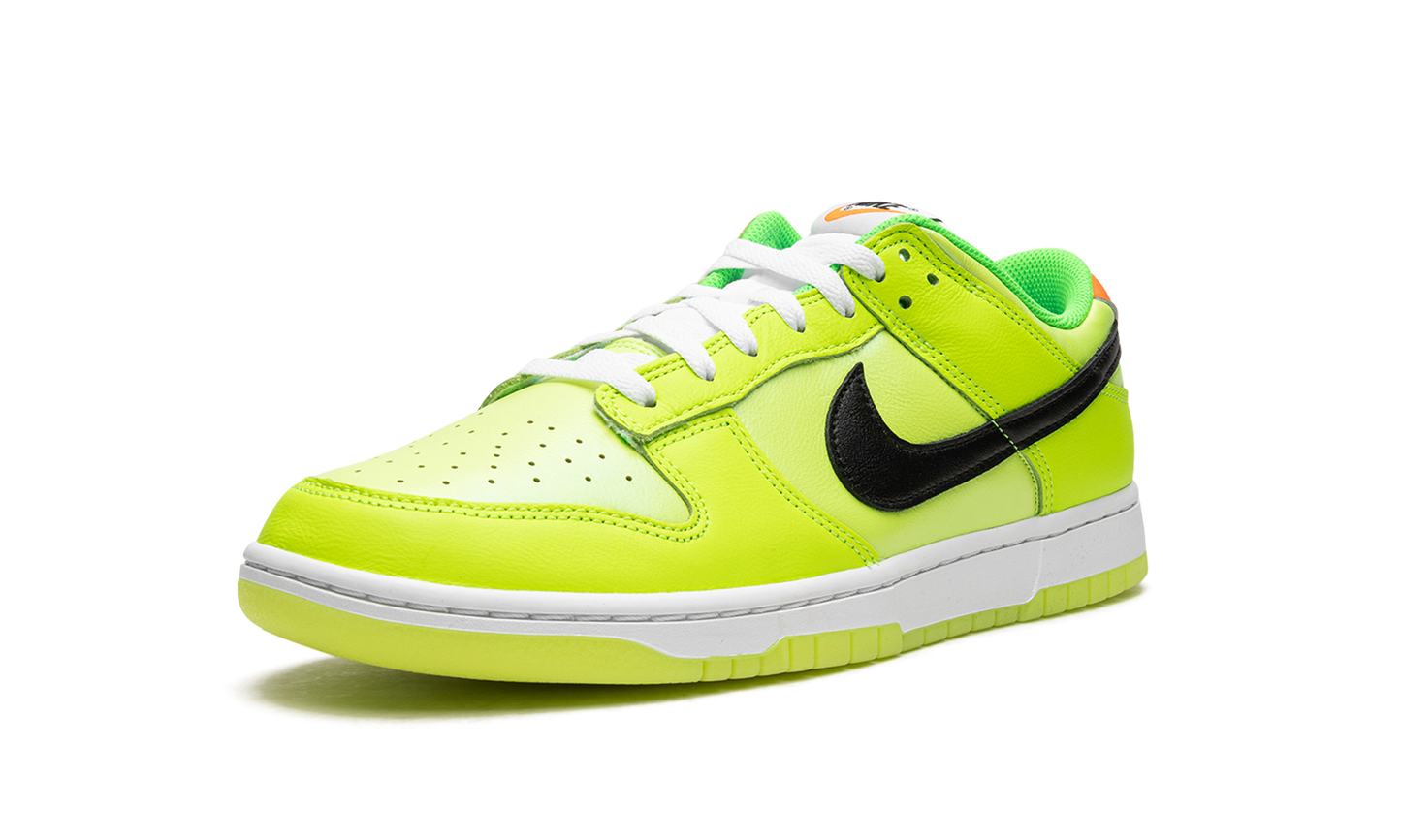 Dunk Low "Glow in the Dark"