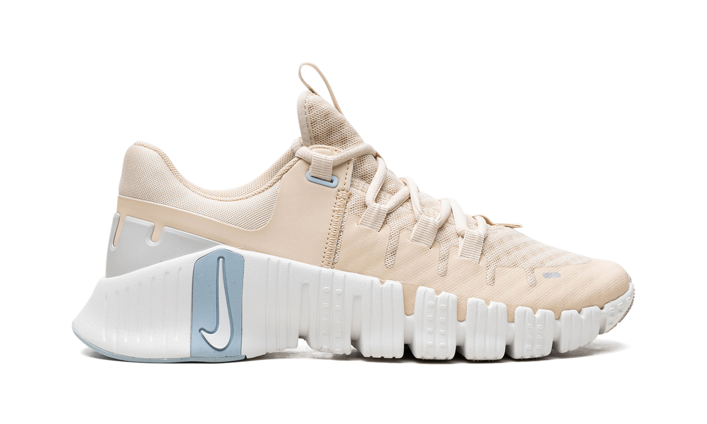 FREE METCON 5 WMNS "Sanddrift"