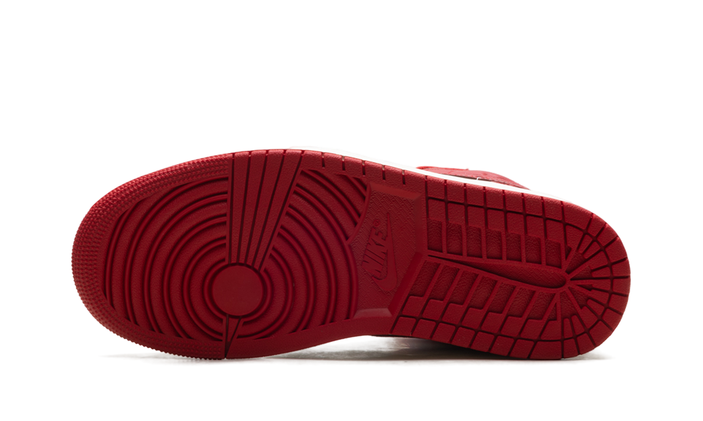 Air Jordan 1 Mid WMNS "Red Cracked Leather"