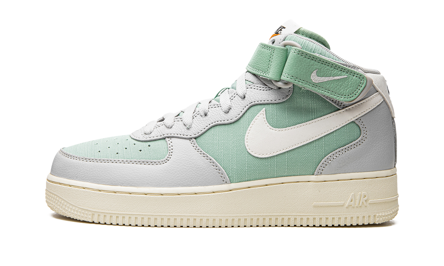 Air Force 1 Mid '07 LX "Grey Fog Enamel Green"