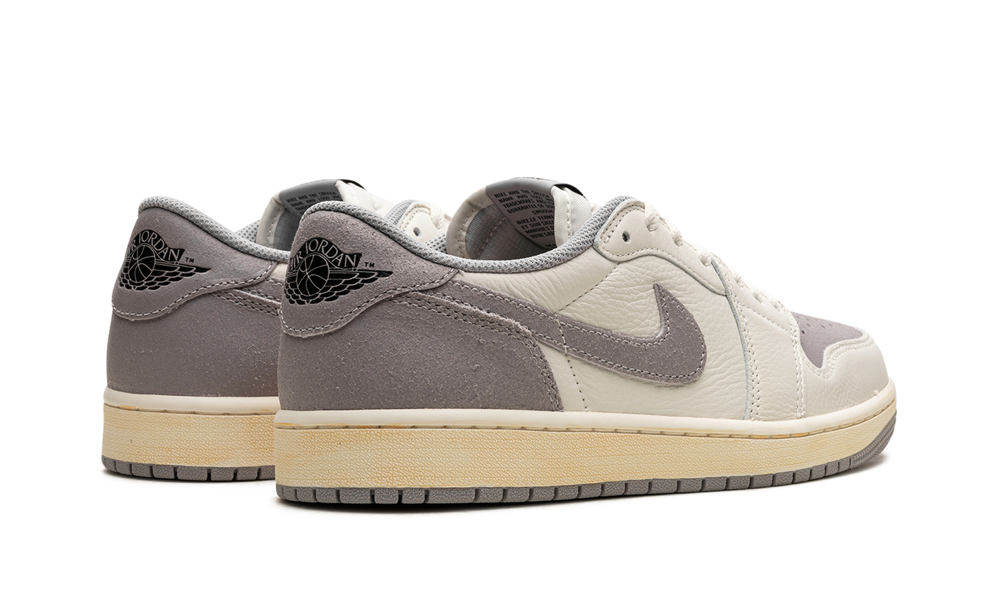 Air Jordan 1 Low EX "Atmosphere Grey"