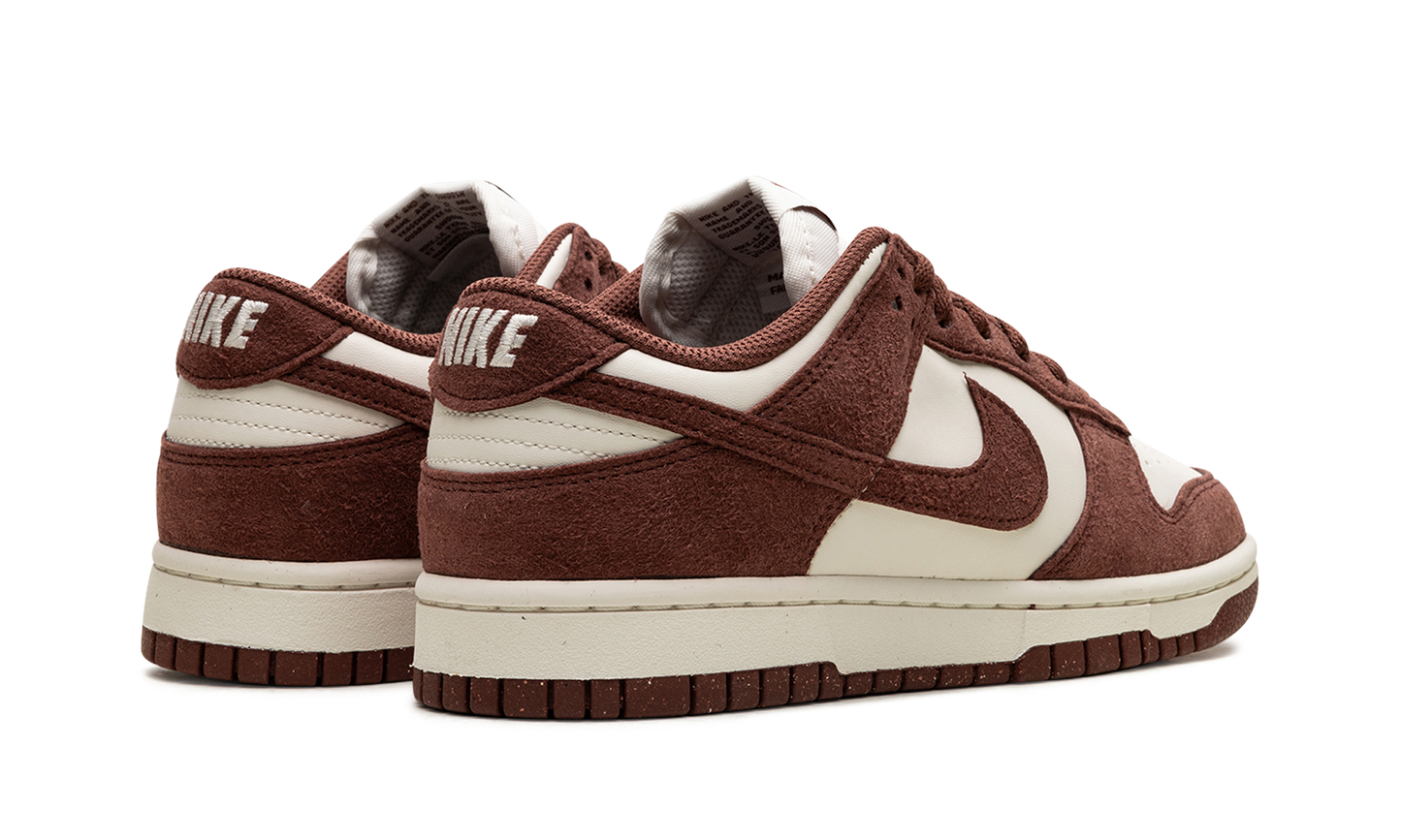 Dunk Low Next Nature WMNS "Red Sepia"