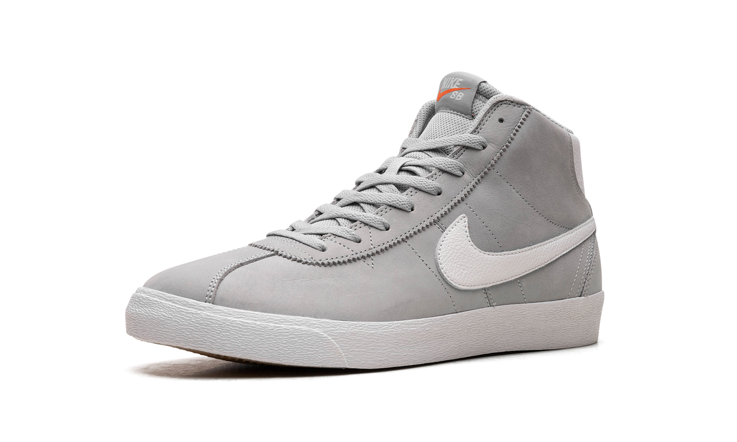 BRUIN HIGH SB WMNS "Wolf Grey"