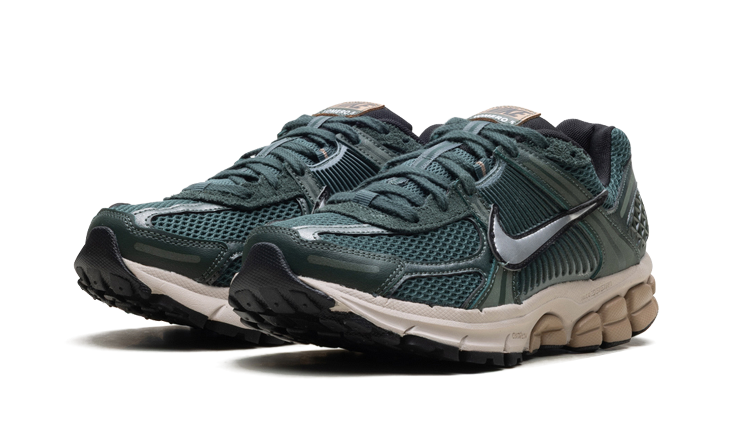 Air Zoom Vomero 5 WMNS "Vintage Green"