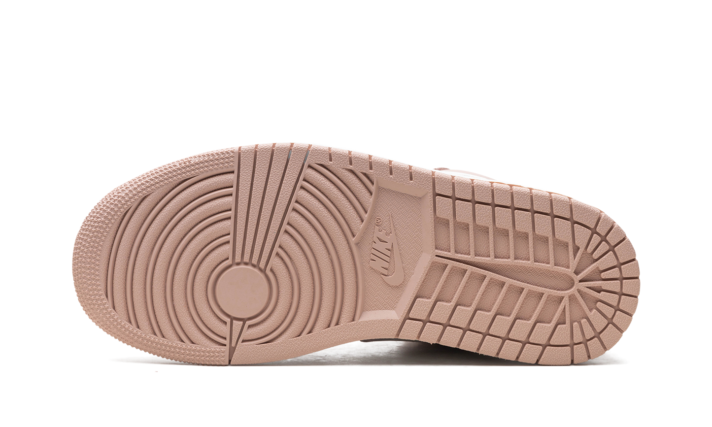 Air Jordan 1 Low WMNS "CRIMSON TINT"