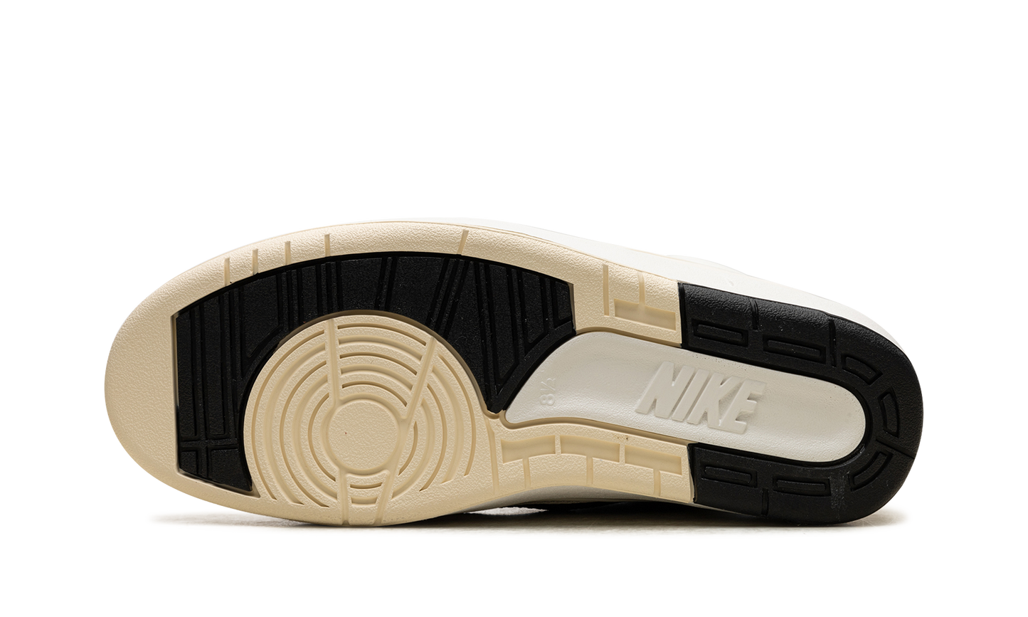 Jordan 2 Retro WMNS "Sail Black"