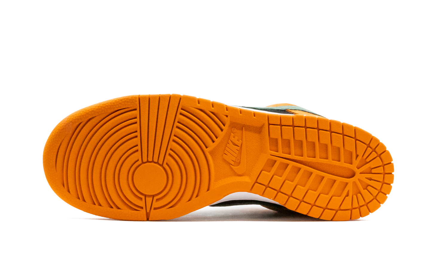 Dunk Low SP "Ceramic"