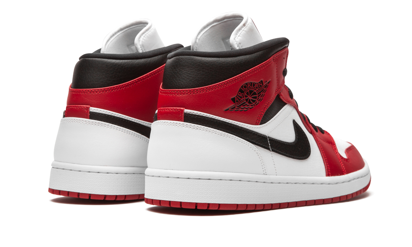 Air Jordan 1 Mid "Chicago 2020"
