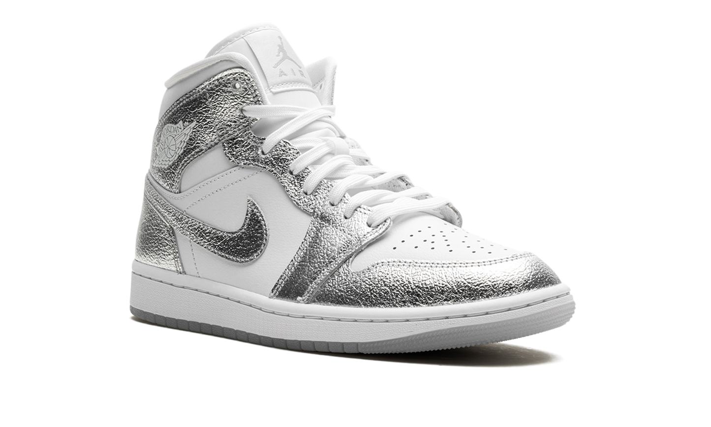 Air Jordan 1 Mid SE WMNS "Metallic Silver"