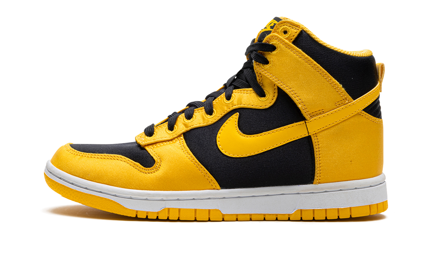 Dunk High WMNS "Yellow"