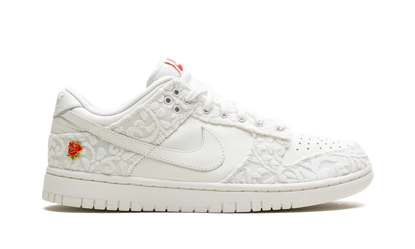 DUNK LOW WMNS "Giver Her Flowers"