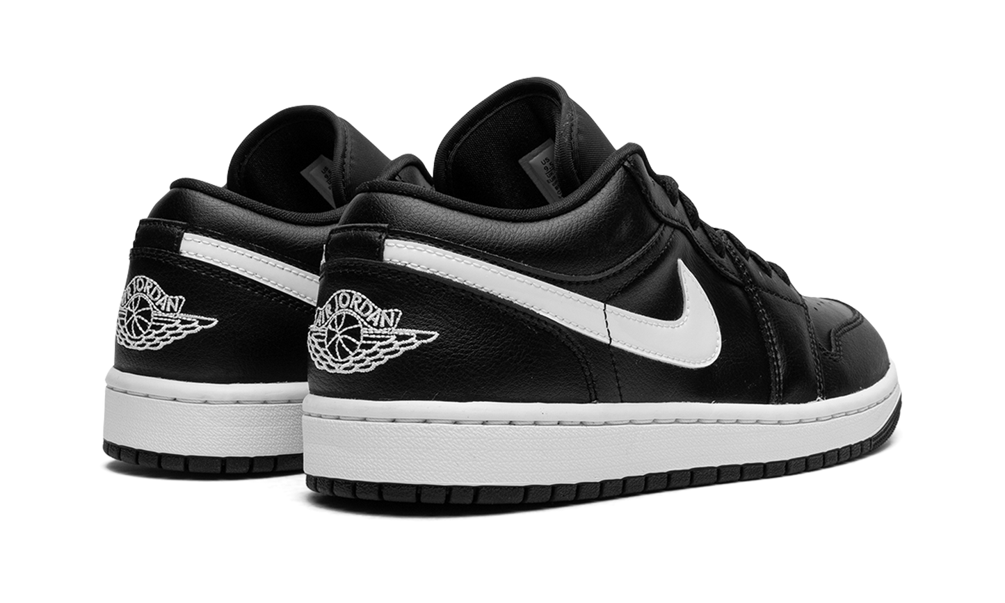 JORDAN 1 LO WMNS "Black / White"