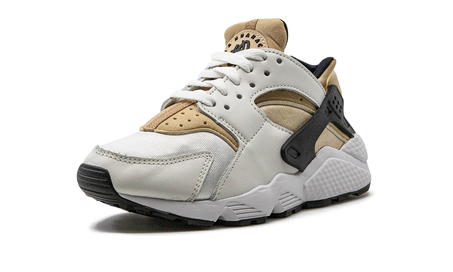 AIR HUARACHE WMNS "White Sandrift"