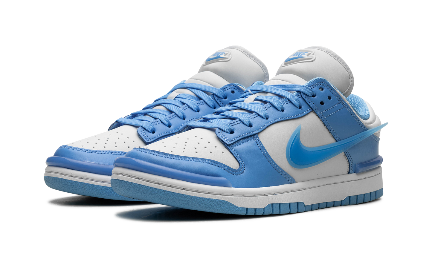 DUNK LO TIST WMNS "University Blue"