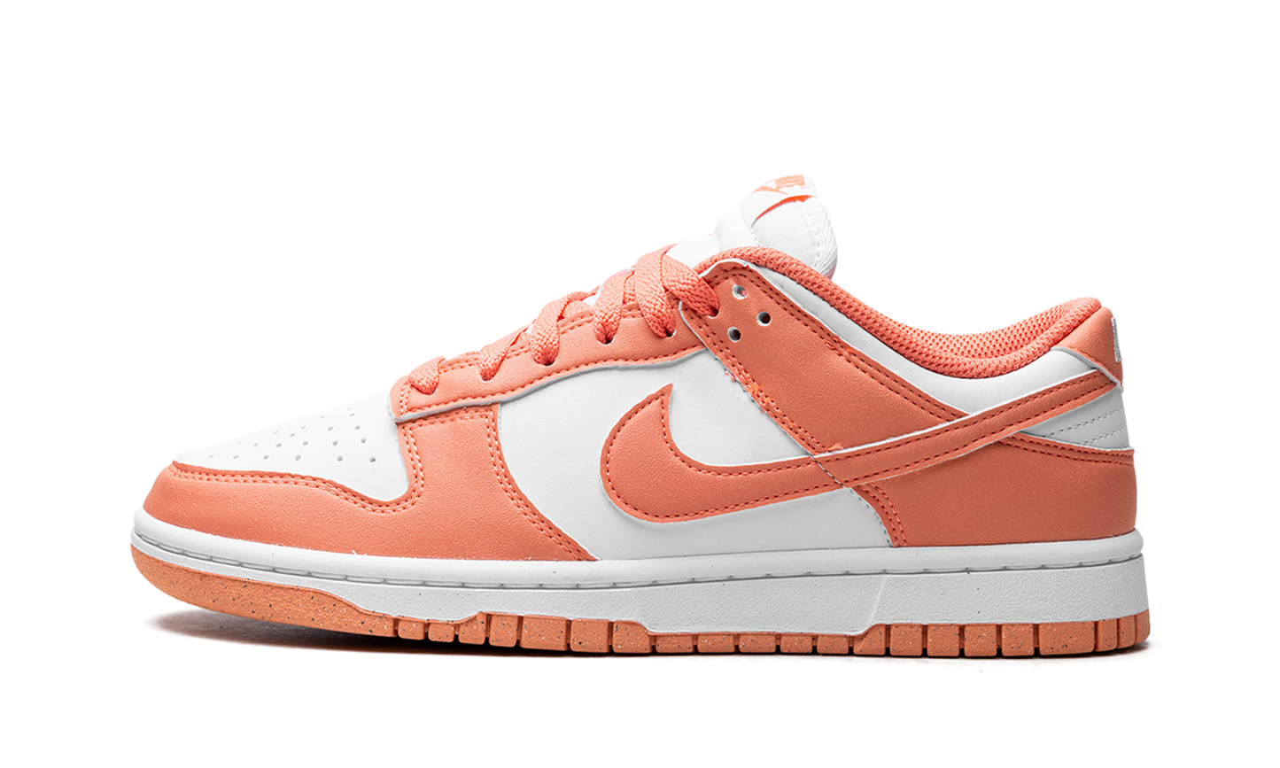 Dunk Low WMNS "Light Wild Mango"