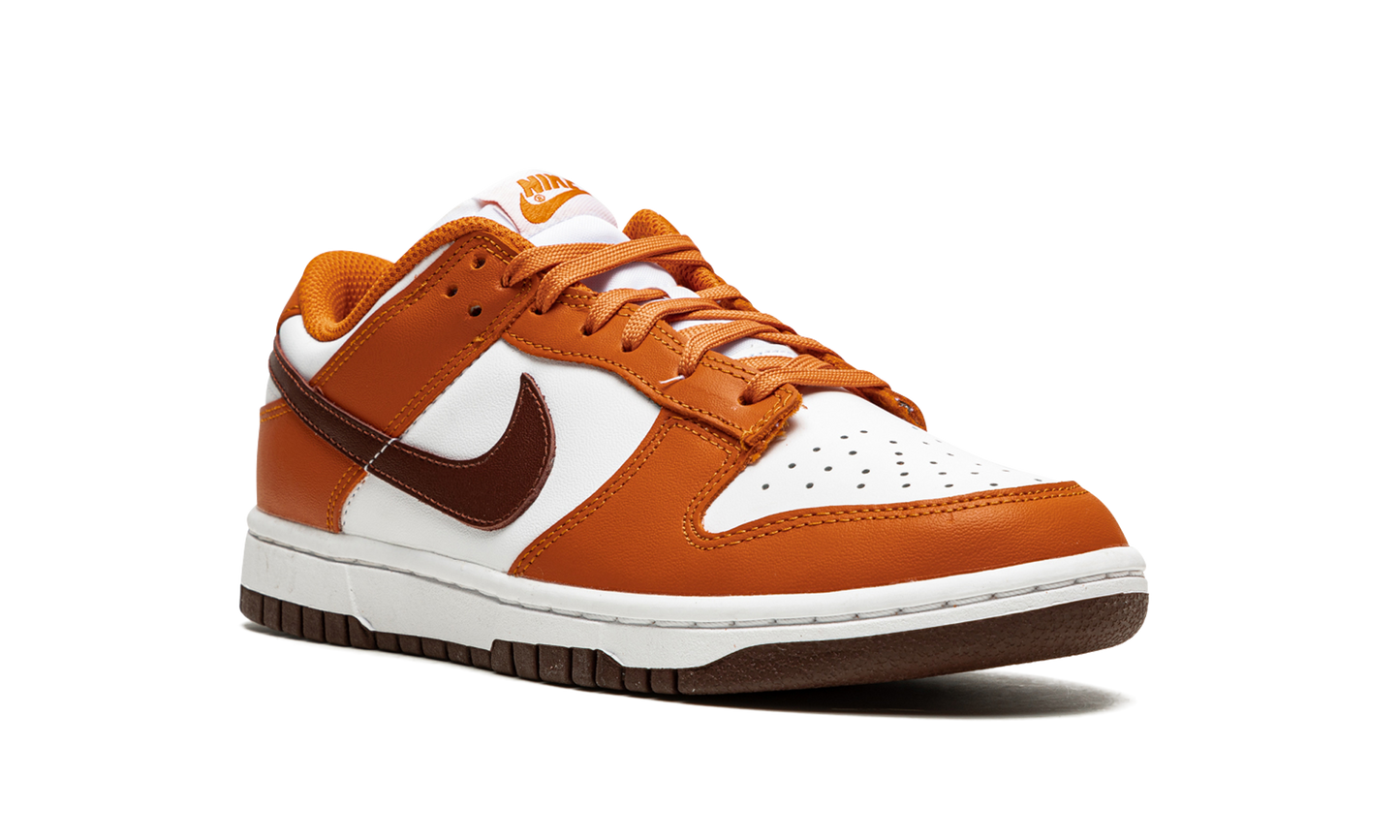 DUNK LOW WMNS "Bronze Eclipse"