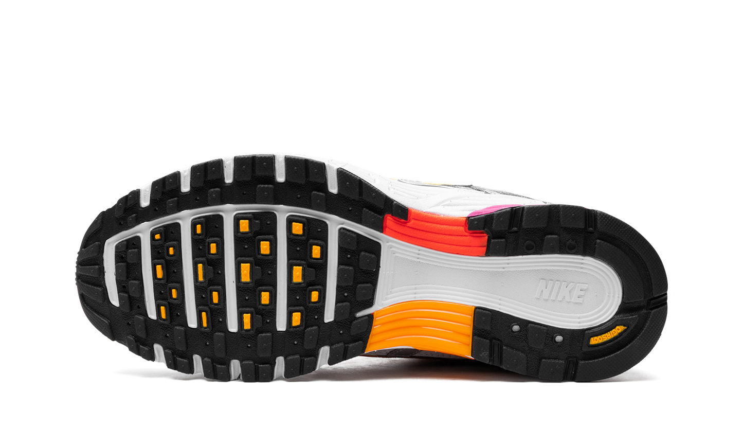 P 6000 Wmns "Laser Fuchsia"