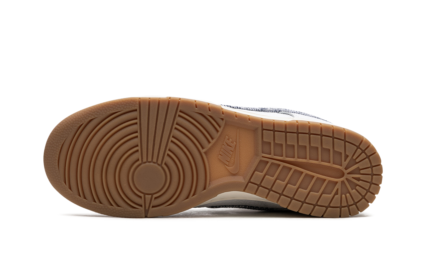 Dunk Low "Washed Denim"