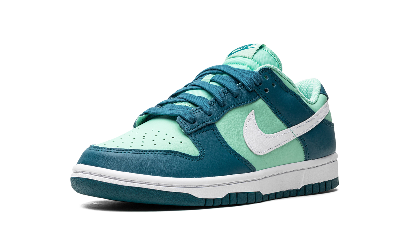 DUNK LOW WMNS "Geode Teal"