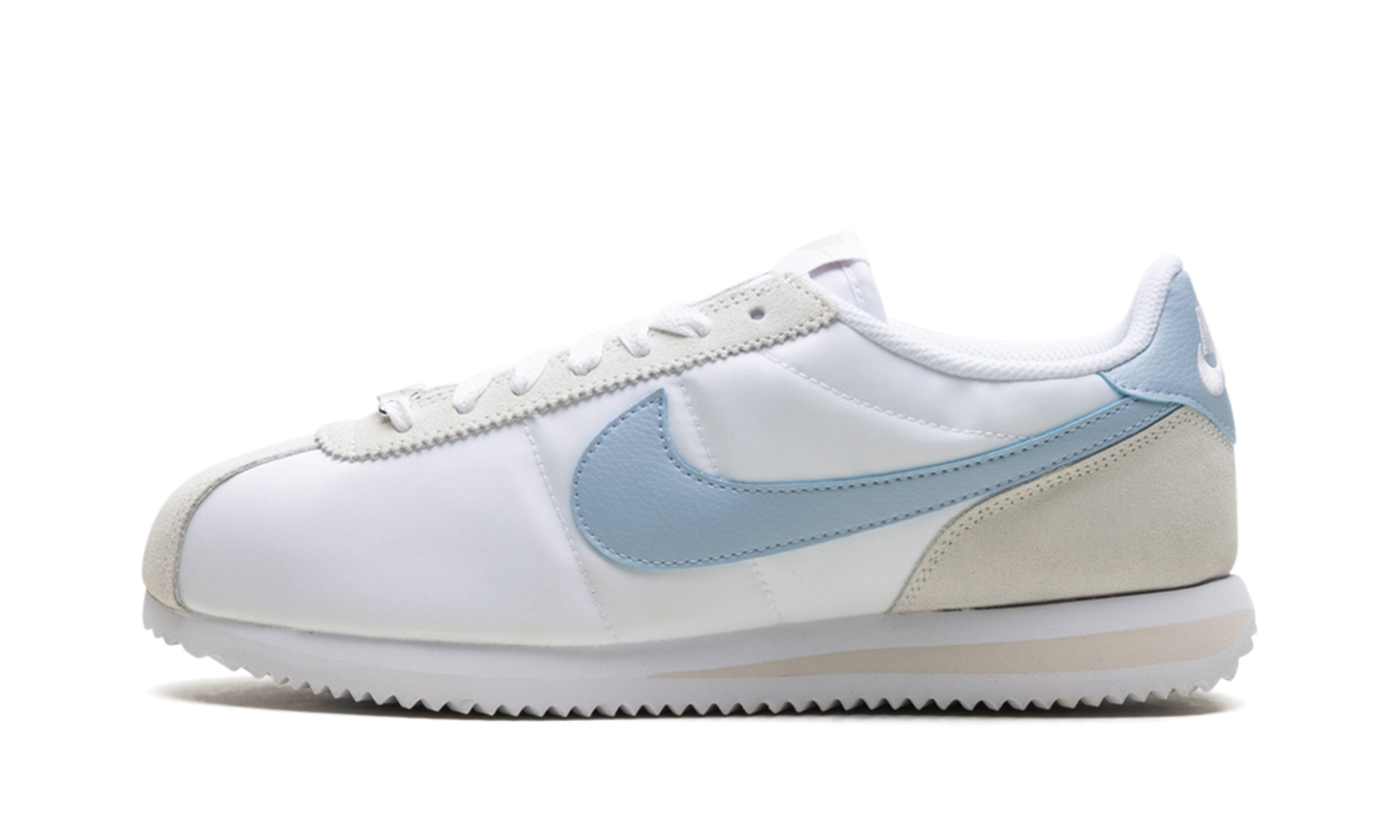 Cortez WMNS "White/Light Armory Blue/Light Orewood Brown"