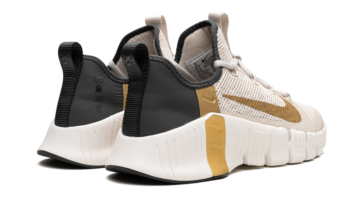 FREE METCON 3 WMNS "Light Orewood Brown"