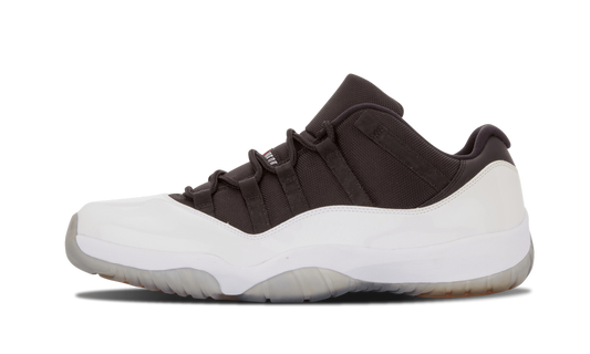 Air Jordan 11 Retro Low "Tuxedo"