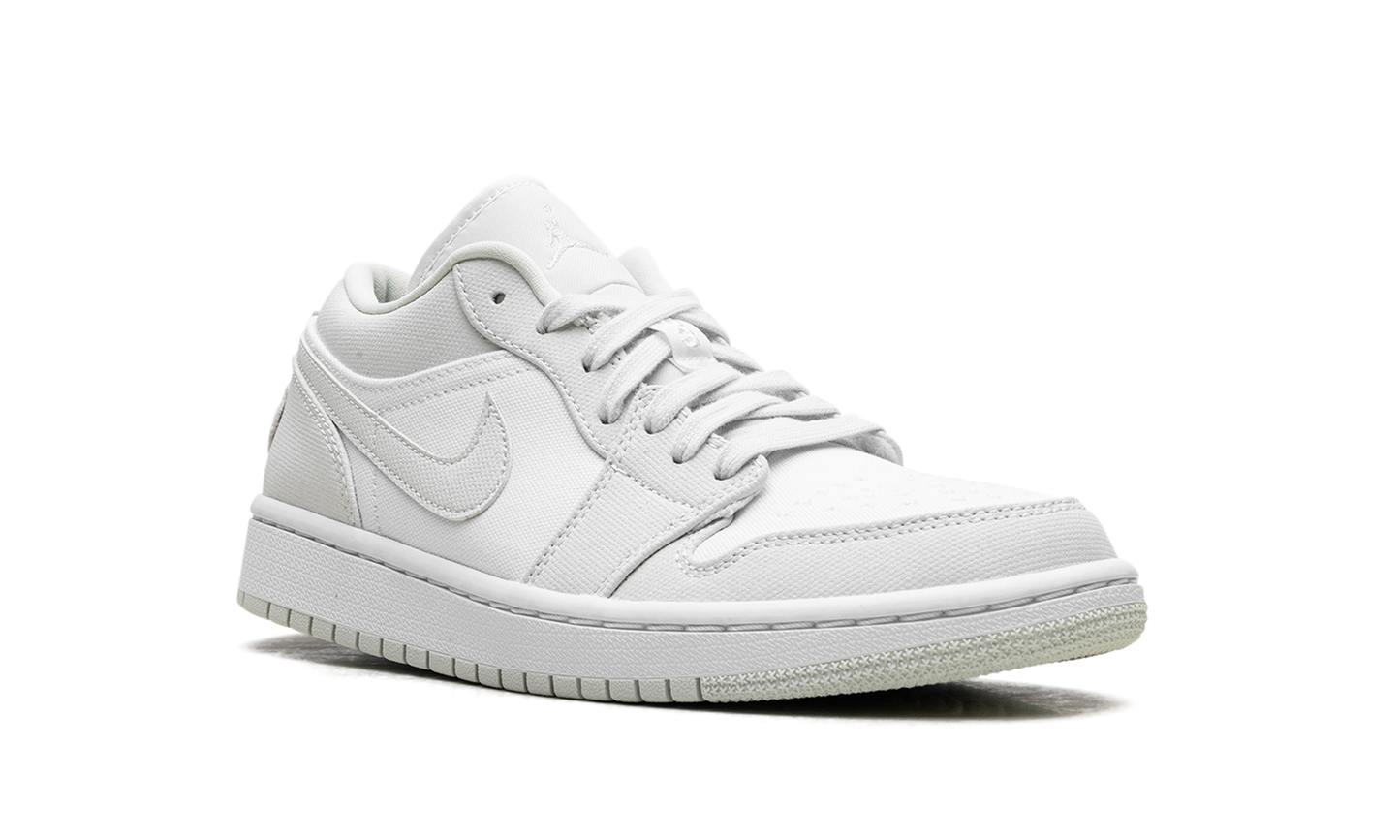 Jordan 1 Low WMNS "Spruce Aura"