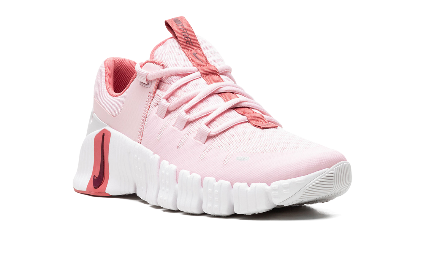 Free Metcon 5 WMNS "Pink Foam"