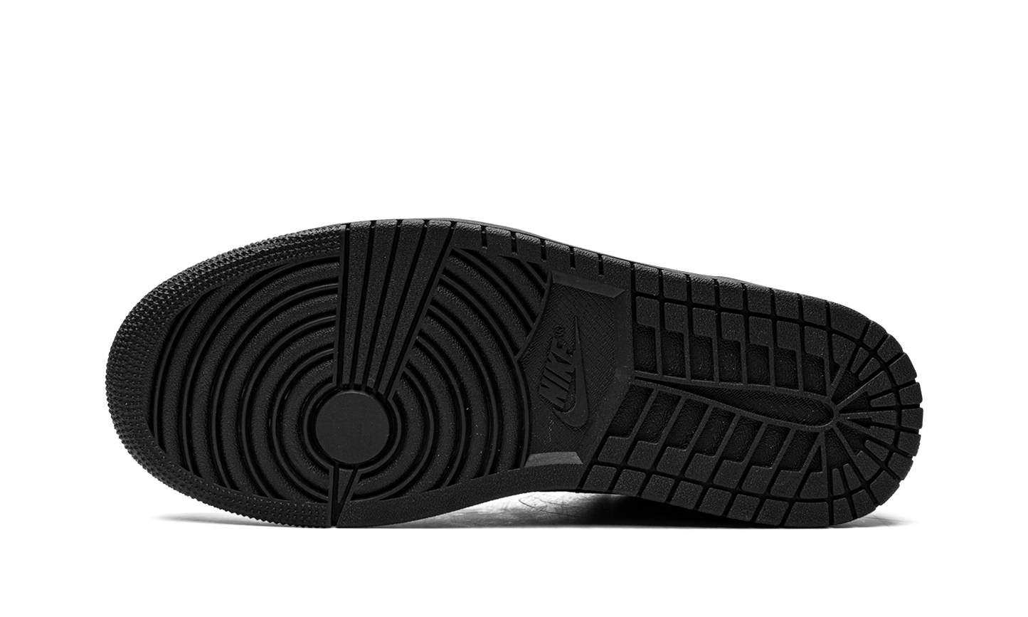 Air Jordan 1 Low "Triple Black"