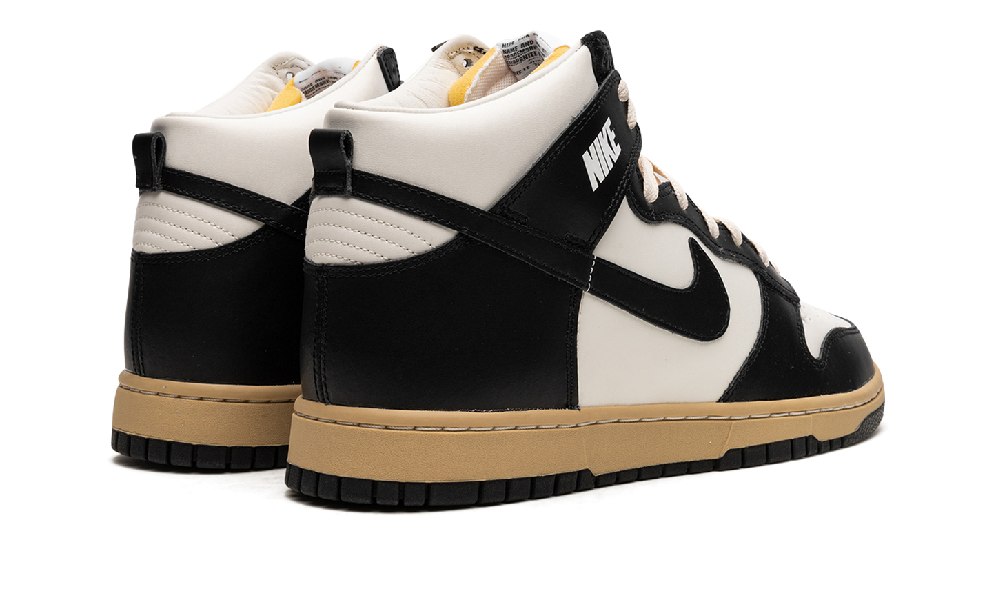 DUNK HIGH RETRO WMNS "Vintage Panda"