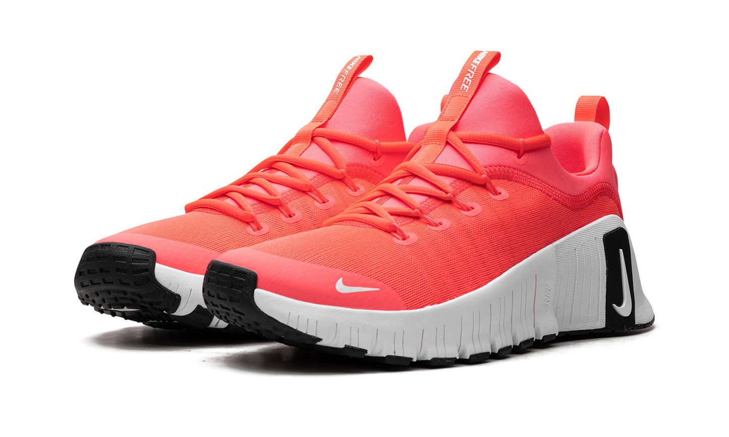 Free Metcon 6 WMNS "Hot Punch"