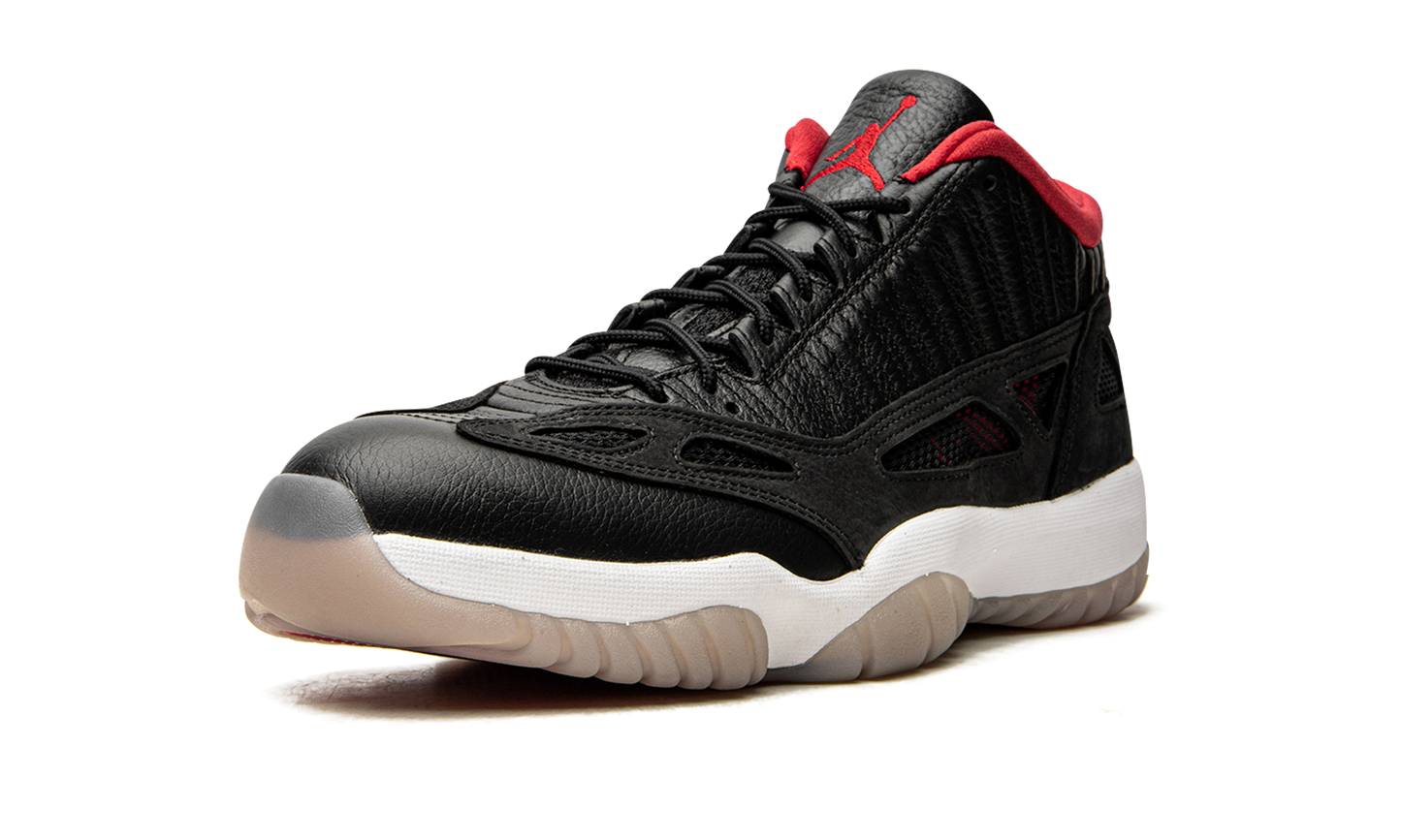 Air Jordan 11 Low IE "Bred 2021"