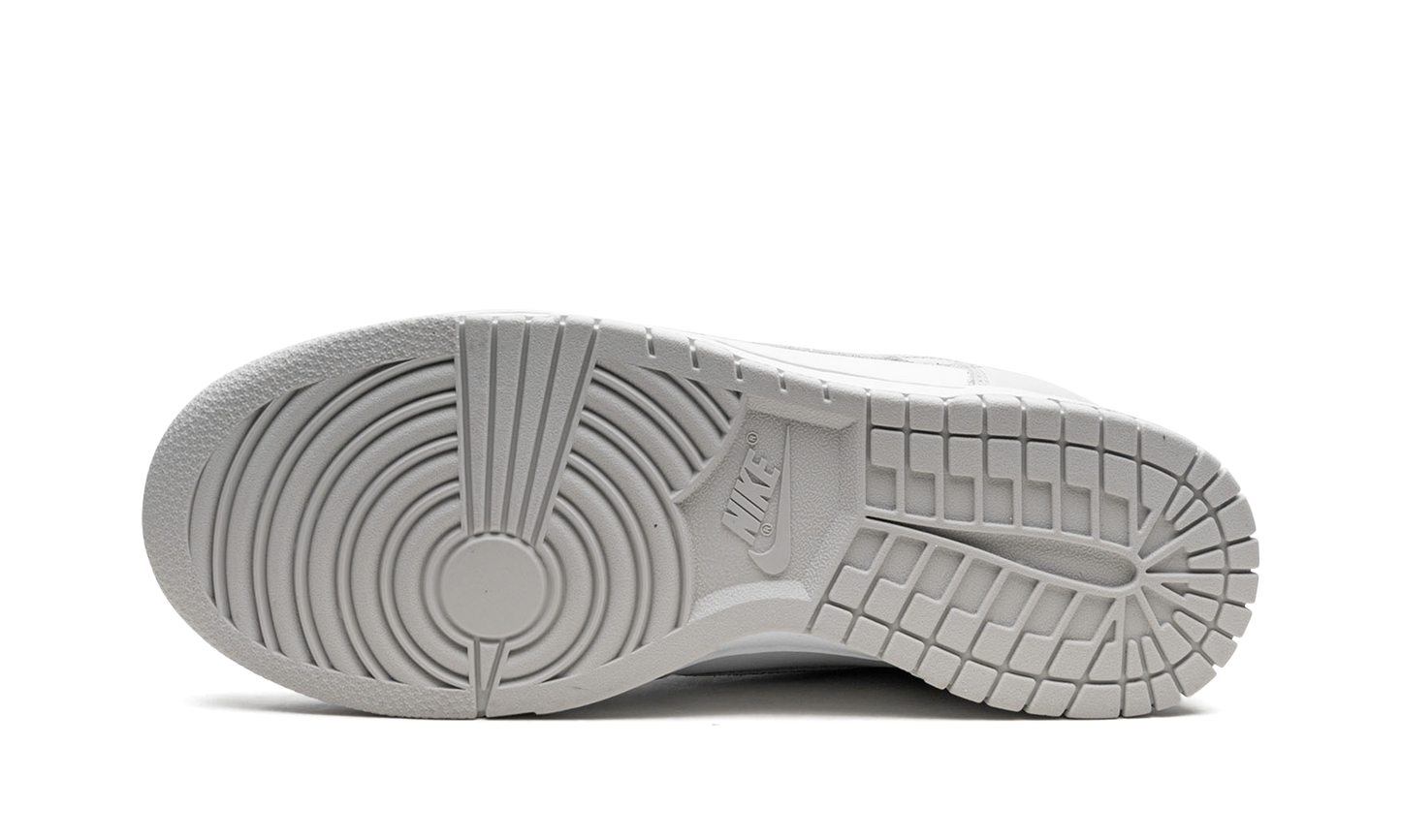 DUNK HIGH MNS WMNS "Silver Swoosh"