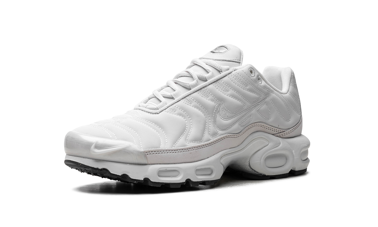 Air Max Plus WMNS "Platinum Tint"