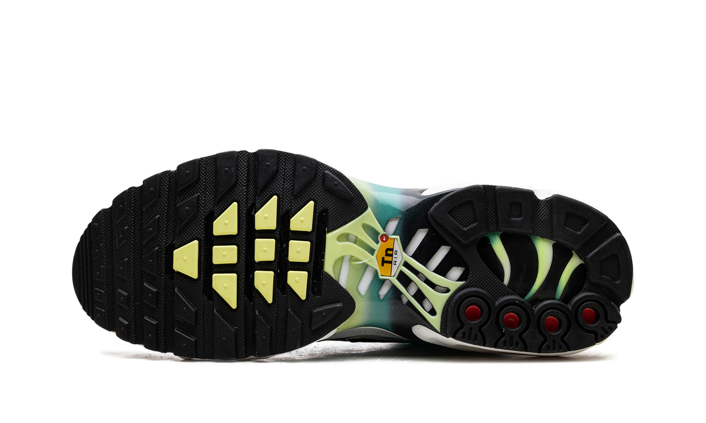 Air Max Plus WMNS "Dusty Cactus Barely Volt"