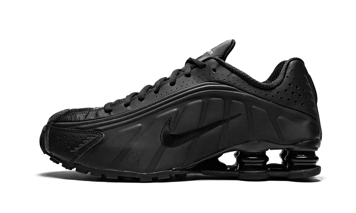 Shox R4 "Triple Black"