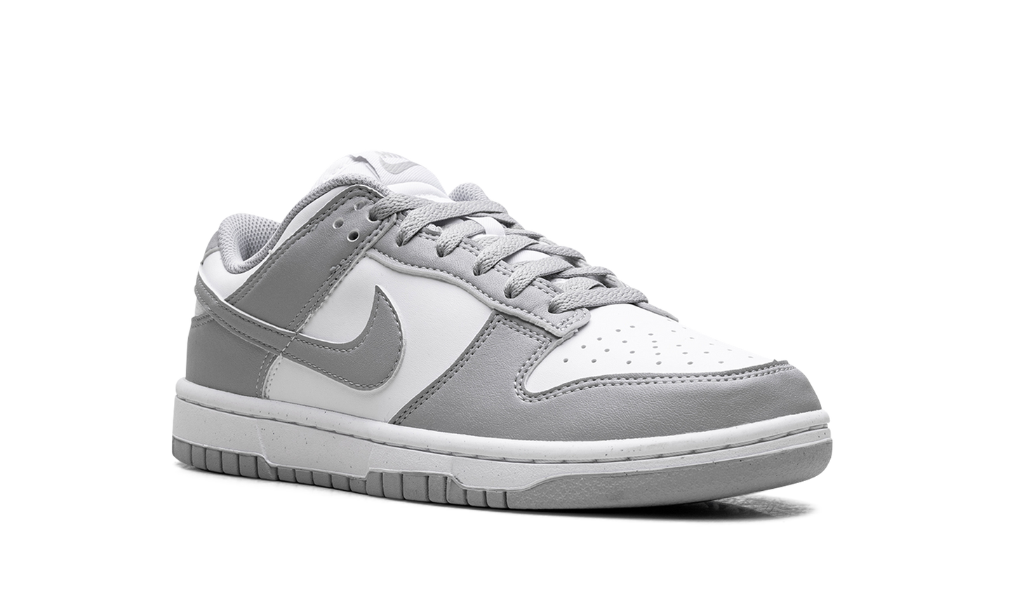 Dunk Low Next Nature WMNS "Light Smoke Grey"