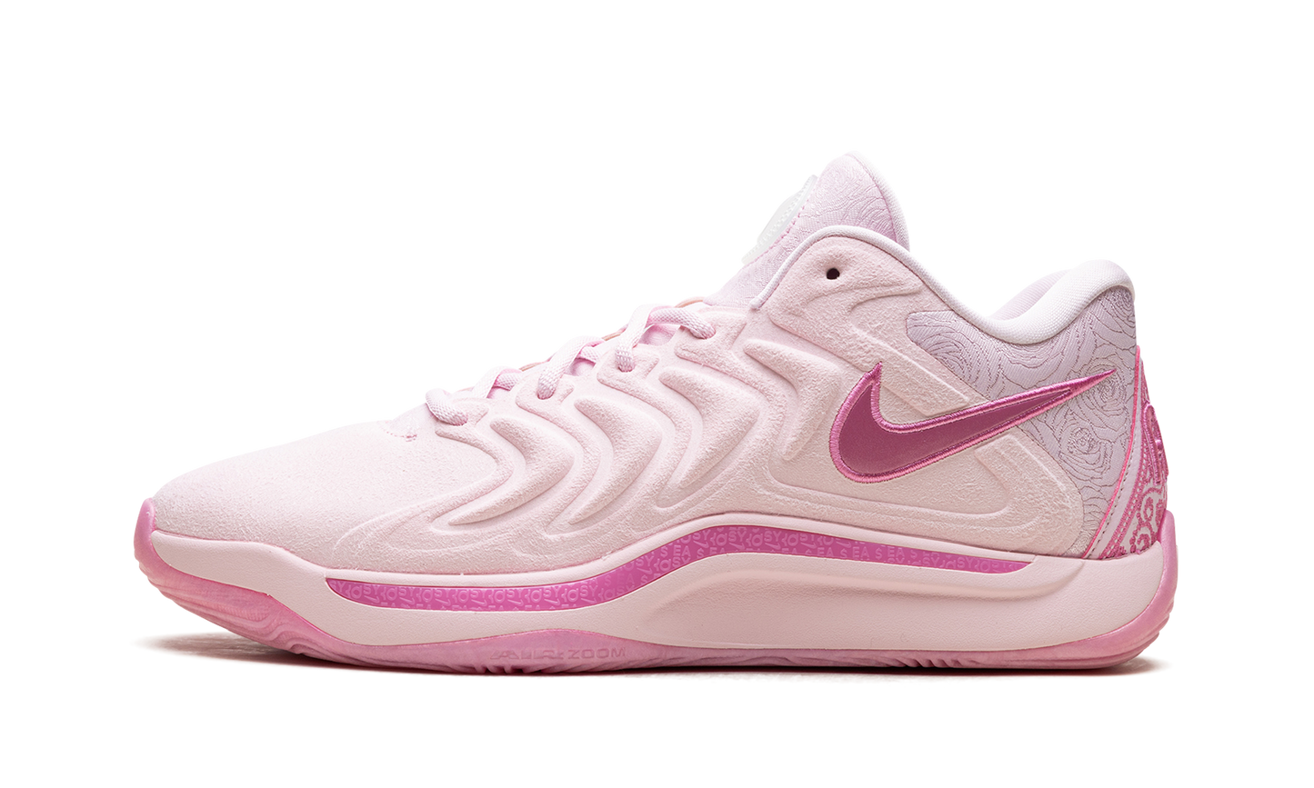 KD 17 "Aunt Pearl"