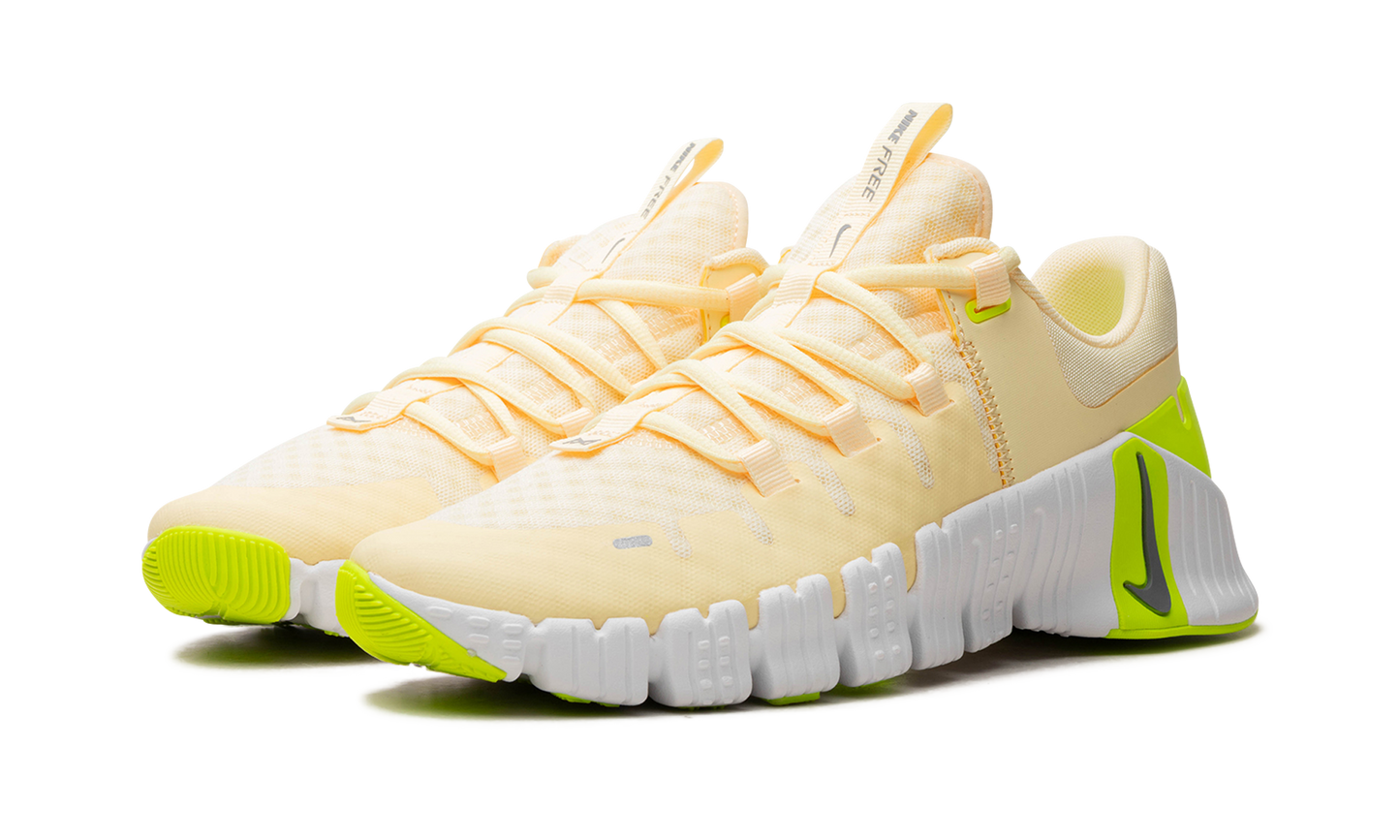 Free Metcon 5 WMNS "Citron Tint Volt"