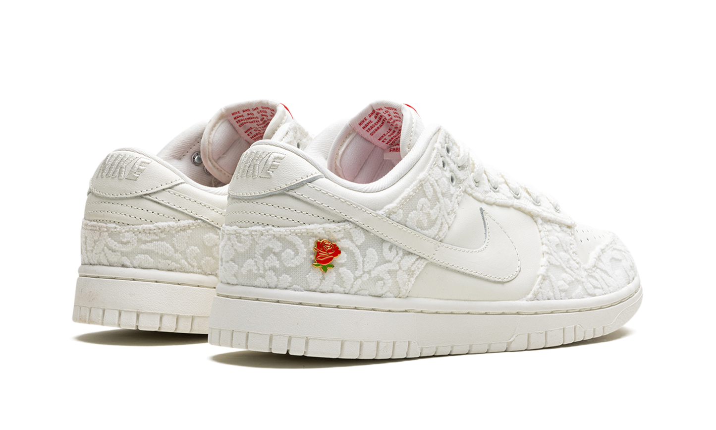 DUNK LOW WMNS "Giver Her Flowers"